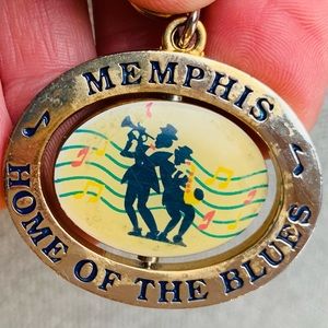 Memphis keychain
